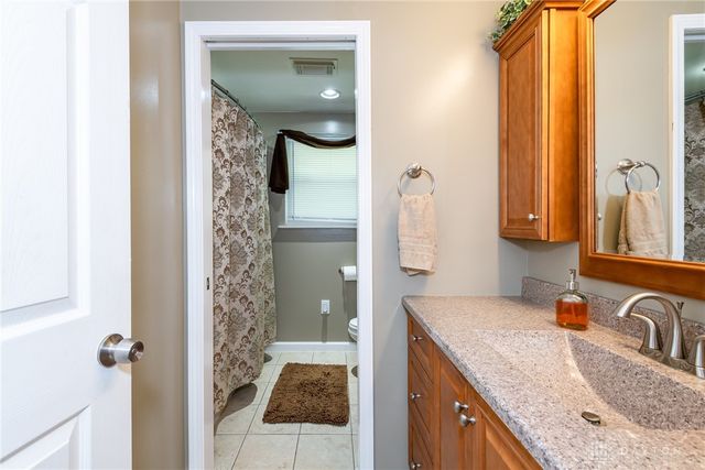6912 Morrow Drive, Clayton, OH 45415