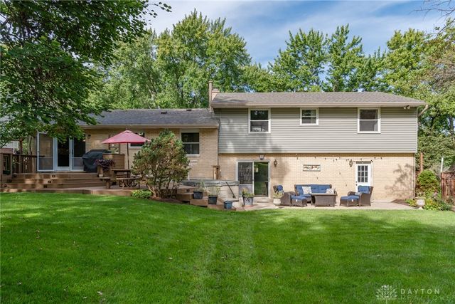 6912 Morrow Drive, Clayton, OH 45415