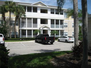 4802 51ST STREET W 111, Bradenton, FL 34210