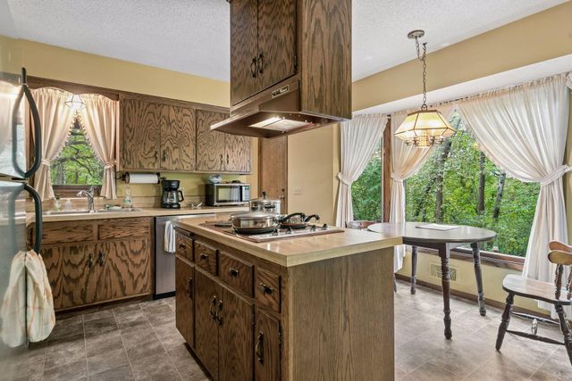 11650 Dellwood Road N, Stillwater, MN 55082