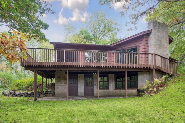 11650 Dellwood Road N, Stillwater, MN 55082