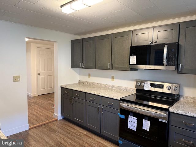 45 W GRAND AVE, Tower City, PA 17980