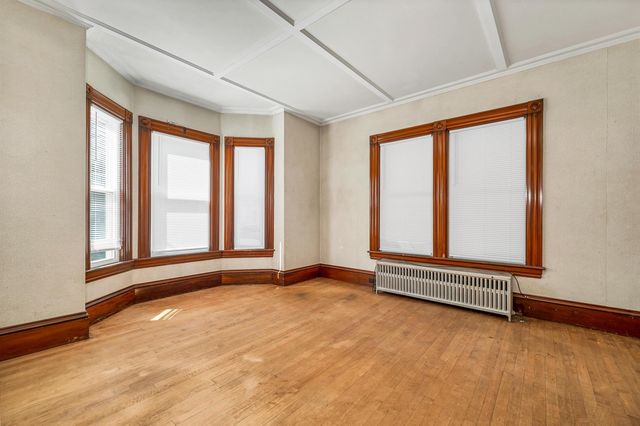 32 Summer Street, Laconia, NH 03246