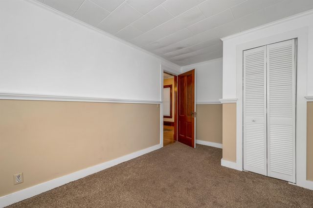 32 Summer Street, Laconia, NH 03246