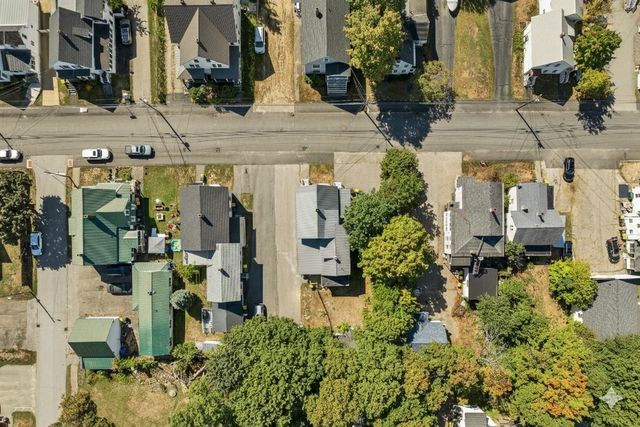 32 Summer Street, Laconia, NH 03246