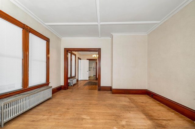 32 Summer Street, Laconia, NH 03246