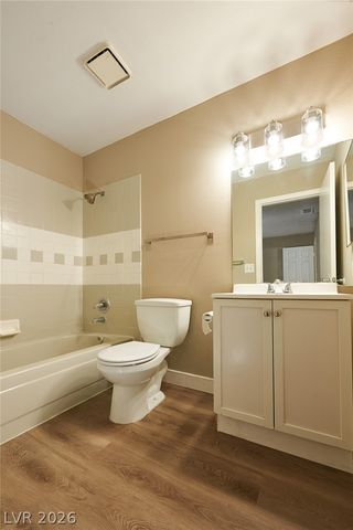 213 North Lamb Boulevard E, Las Vegas, NV 89110