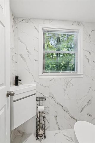 375 Deerfield Drive, Dahlonega, GA 30533