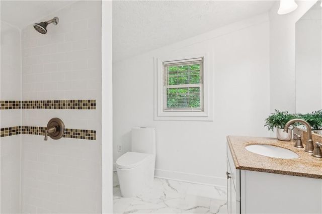 375 Deerfield Drive, Dahlonega, GA 30533