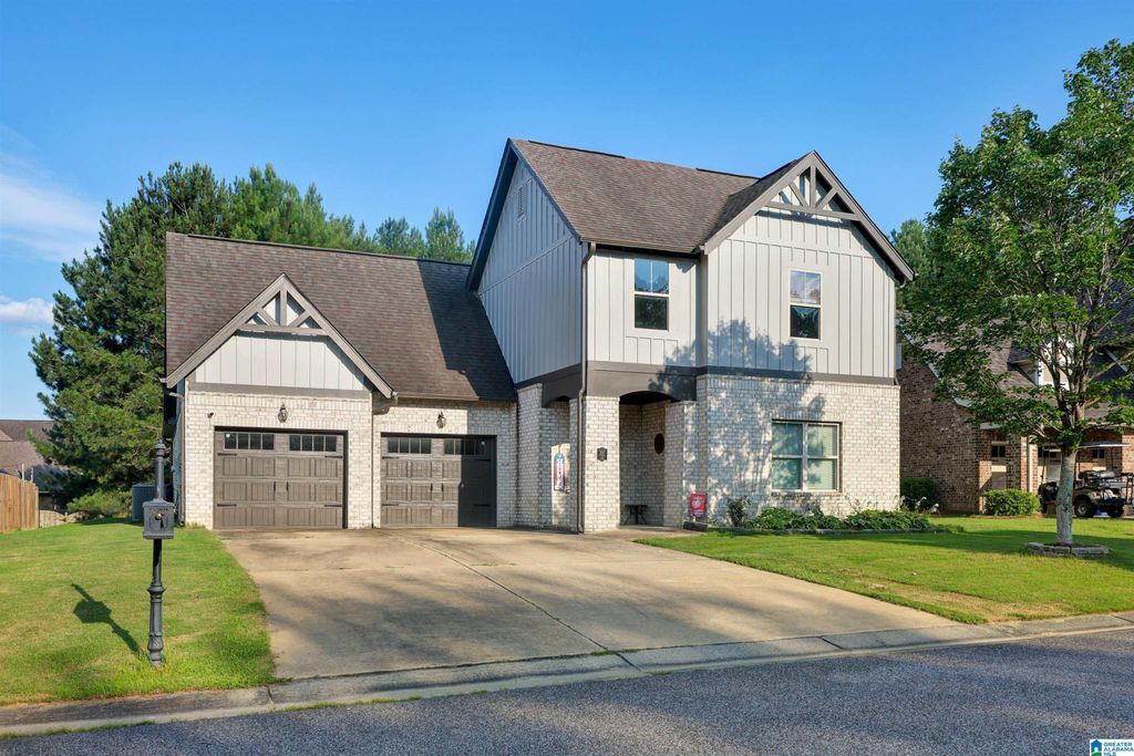 443 LAKE CHELSEA WAY, Chelsea, AL 35043