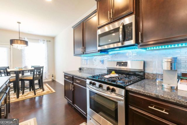 576 Dasheill Lane, Atlanta, GA 30349