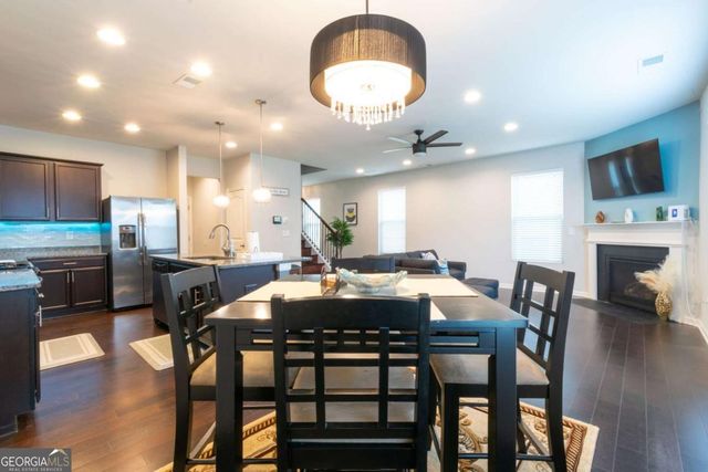 576 Dasheill Lane, Atlanta, GA 30349