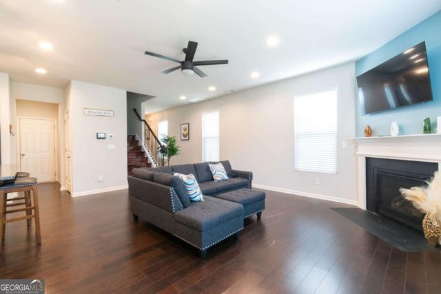 576 Dasheill Lane, Atlanta, GA 30349