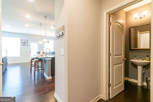 576 Dasheill Lane, Atlanta, GA 30349