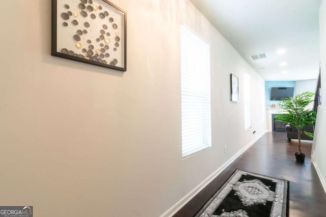 576 Dasheill Lane, Atlanta, GA 30349