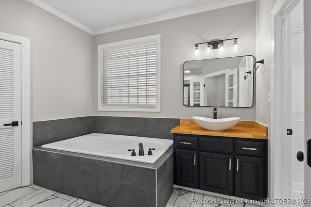 858 Three Wood Drive, Fayetteville, NC 28312