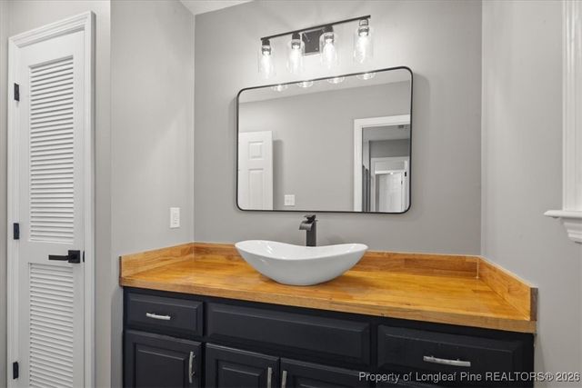 858 Three Wood Drive, Fayetteville, NC 28312