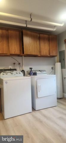 15 QUEEN ANNE CT, Marlton, NJ 08053