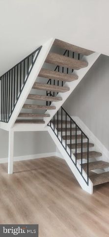 15 QUEEN ANNE CT, Marlton, NJ 08053