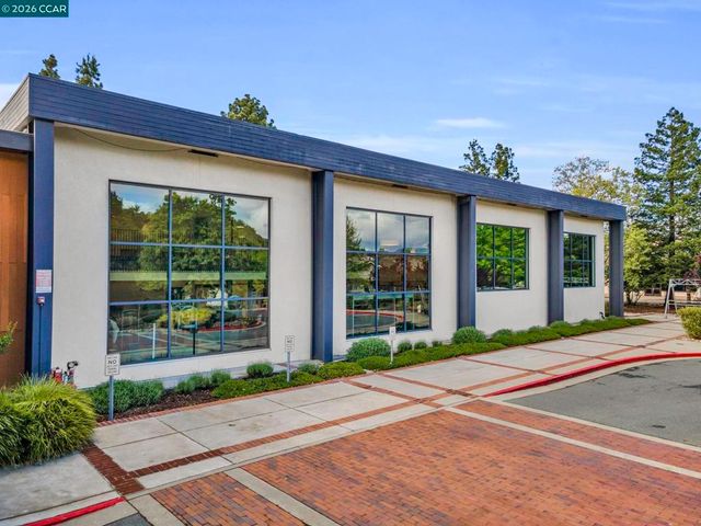 1109 Golden Rain Rd 3, Walnut Creek, CA 94595