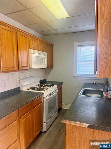 408 Passaic Avenue 1, Lodi, NJ 07644
