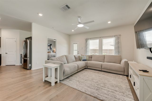 6410 Ripple Road, Princeton, TX 75407