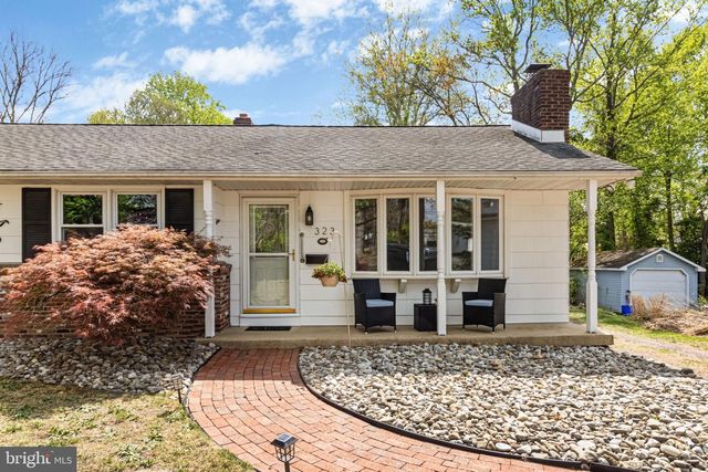 323 CHESTNUT AVE, Lindenwold, NJ 08021