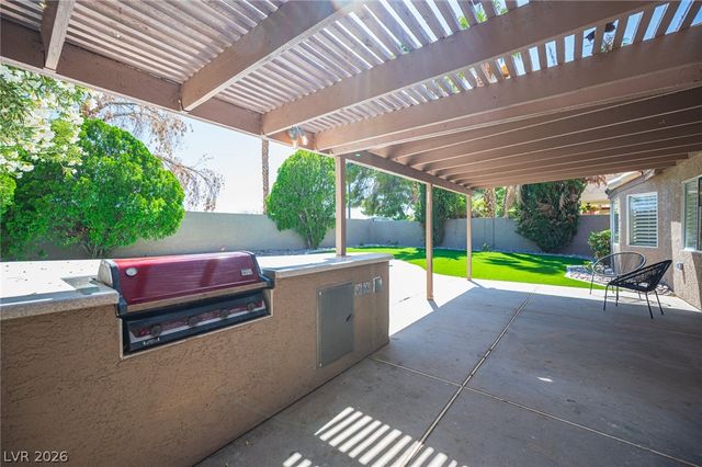 2037 Pinion Springs Drive, Henderson, NV 89074