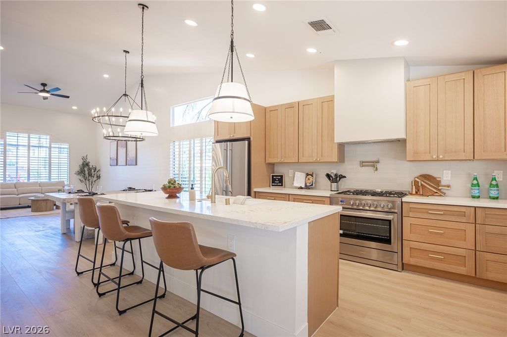 2037 Pinion Springs Drive, Henderson, NV 89074