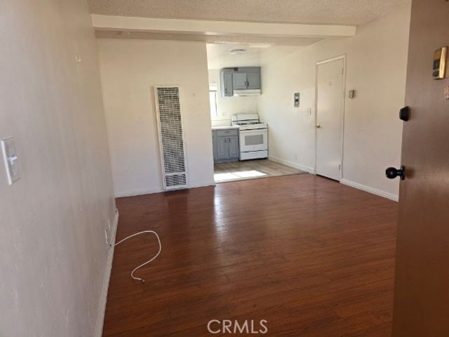 920 Centennial 6, Los Angeles, CA 90012