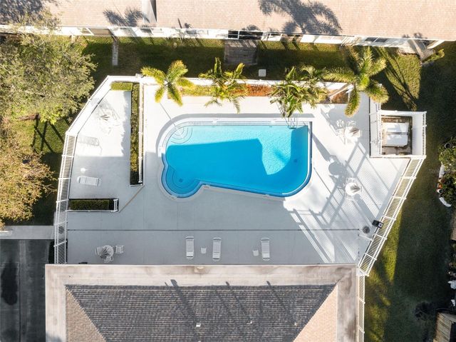 682 GREEN VALLEY ROAD C2, Palm Harbor, FL 34683