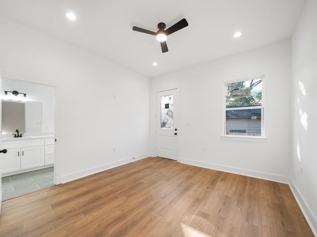 3907 Falls Street, Houston, TX 77026