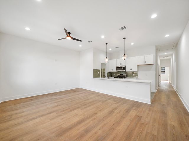 3907 Falls Street, Houston, TX 77026