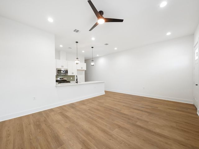 3907 Falls Street, Houston, TX 77026