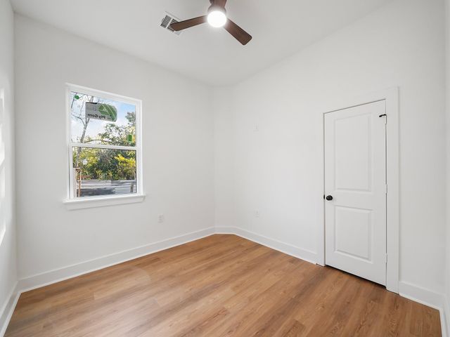 3907 Falls Street, Houston, TX 77026