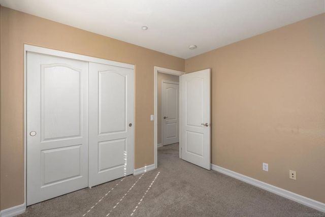 10527 Hollingsworth, San Diego, CA 92127