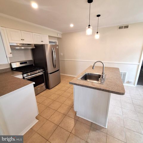 303 MOORE RD, Wallingford, PA 19086