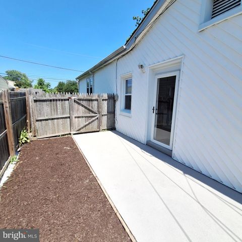 303 MOORE RD, Wallingford, PA 19086