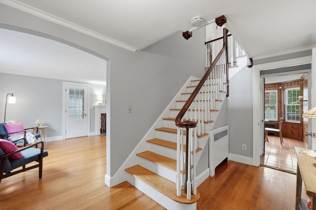 1 Algonquin Rd, Worcester, MA 01609