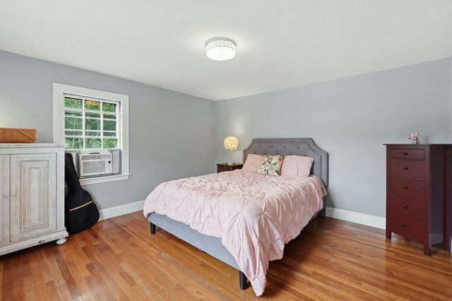 1 Algonquin Rd, Worcester, MA 01609