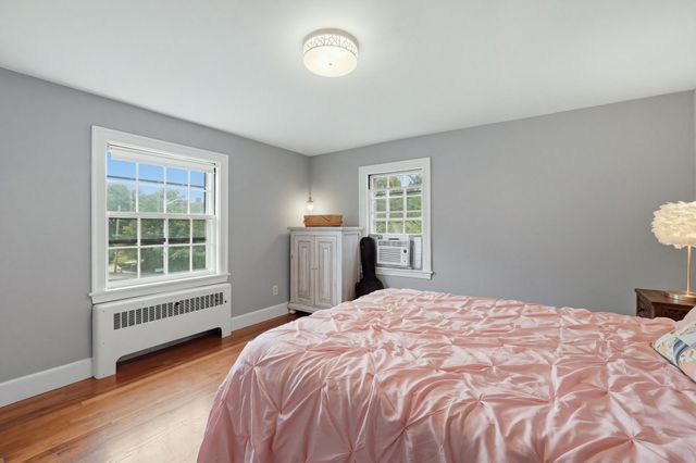 1 Algonquin Rd, Worcester, MA 01609