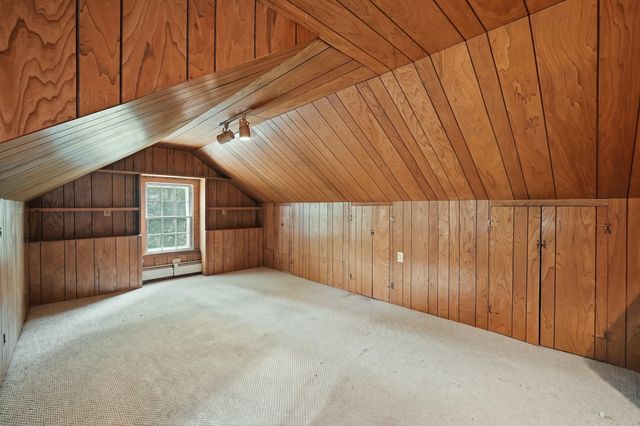 1 Algonquin Rd, Worcester, MA 01609