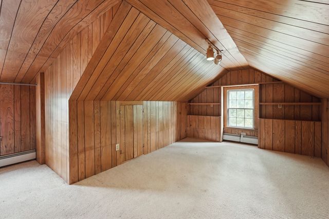 1 Algonquin Rd, Worcester, MA 01609