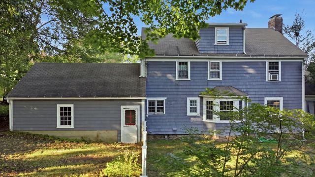 1 Algonquin Rd, Worcester, MA 01609