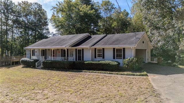 2997 Spring Lake Drive, Buford, GA 30519