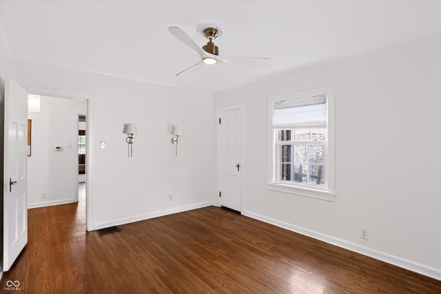 5725 N College Avenue, Indianapolis, IN 46220
