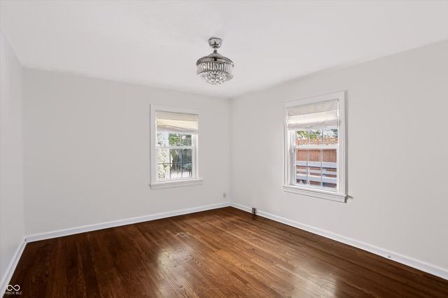 5725 N College Avenue, Indianapolis, IN 46220
