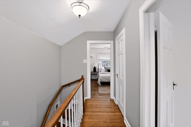 5725 N College Avenue, Indianapolis, IN 46220