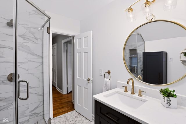 5725 N College Avenue, Indianapolis, IN 46220