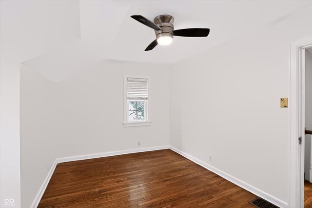 5725 N College Avenue, Indianapolis, IN 46220